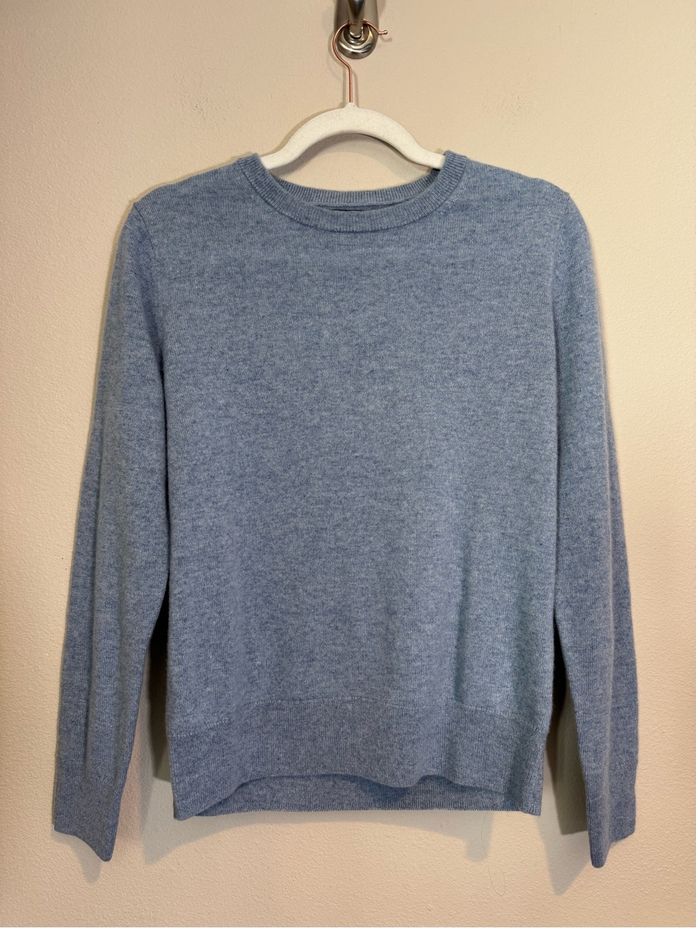 Quince Mongolian Cashmere Crewneck Sweater - Picture 2 of 6